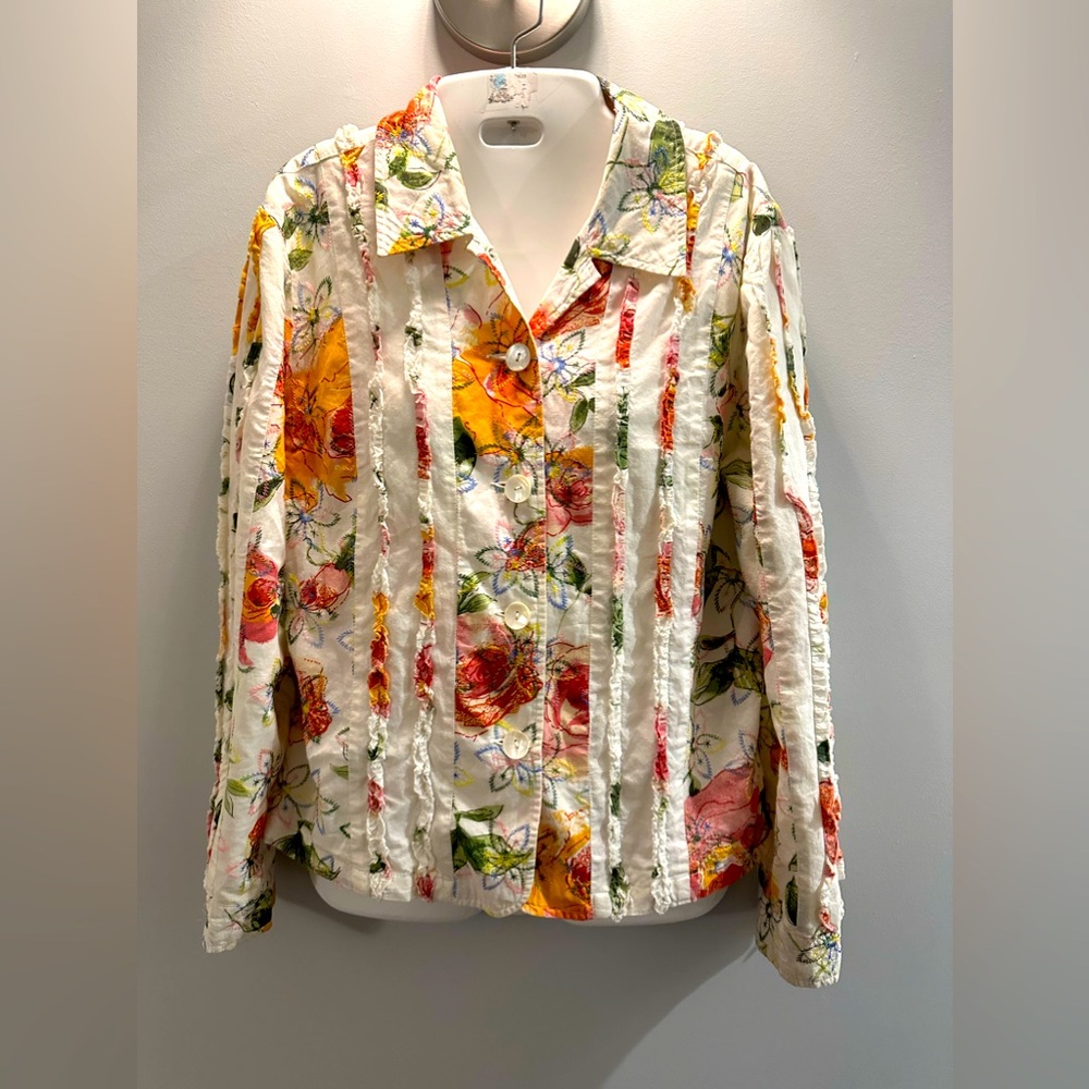 ColdWater Creek  button down floral ruffled shirt/blazer size 12
